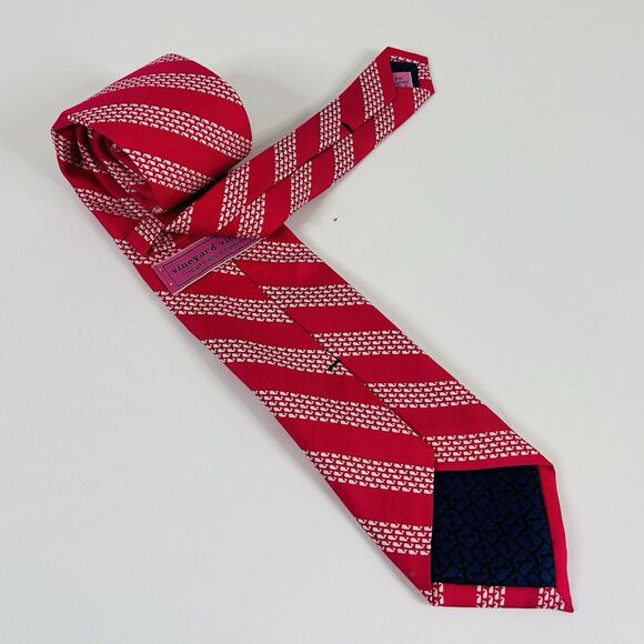 Vineyard Vines 100% Silk Necktie Tie Whale Striped Pink White 3 1/4 x 59 - Picture 2 of 3